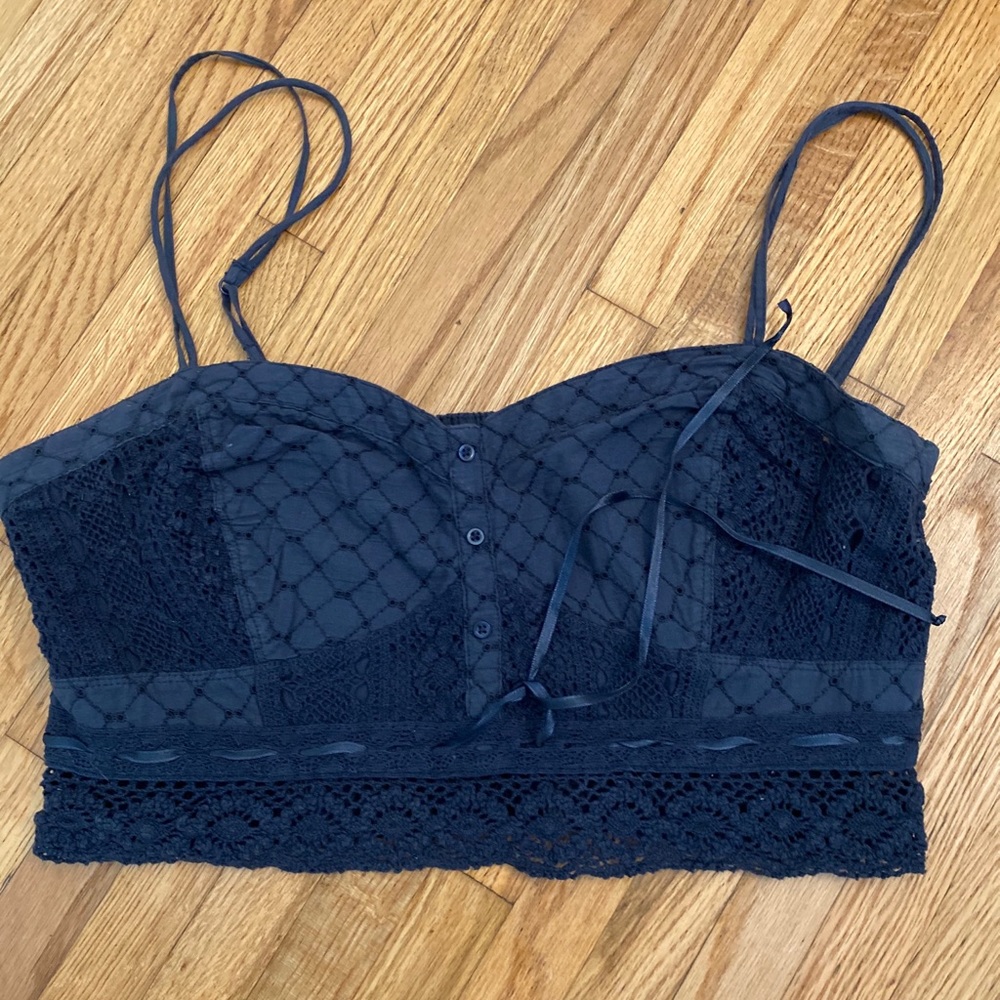 American Eagle crop top